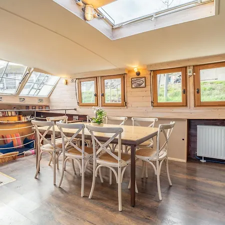 Båthotell Peniche Haricot Noir Canal Du Midi Colombiers (Herault)